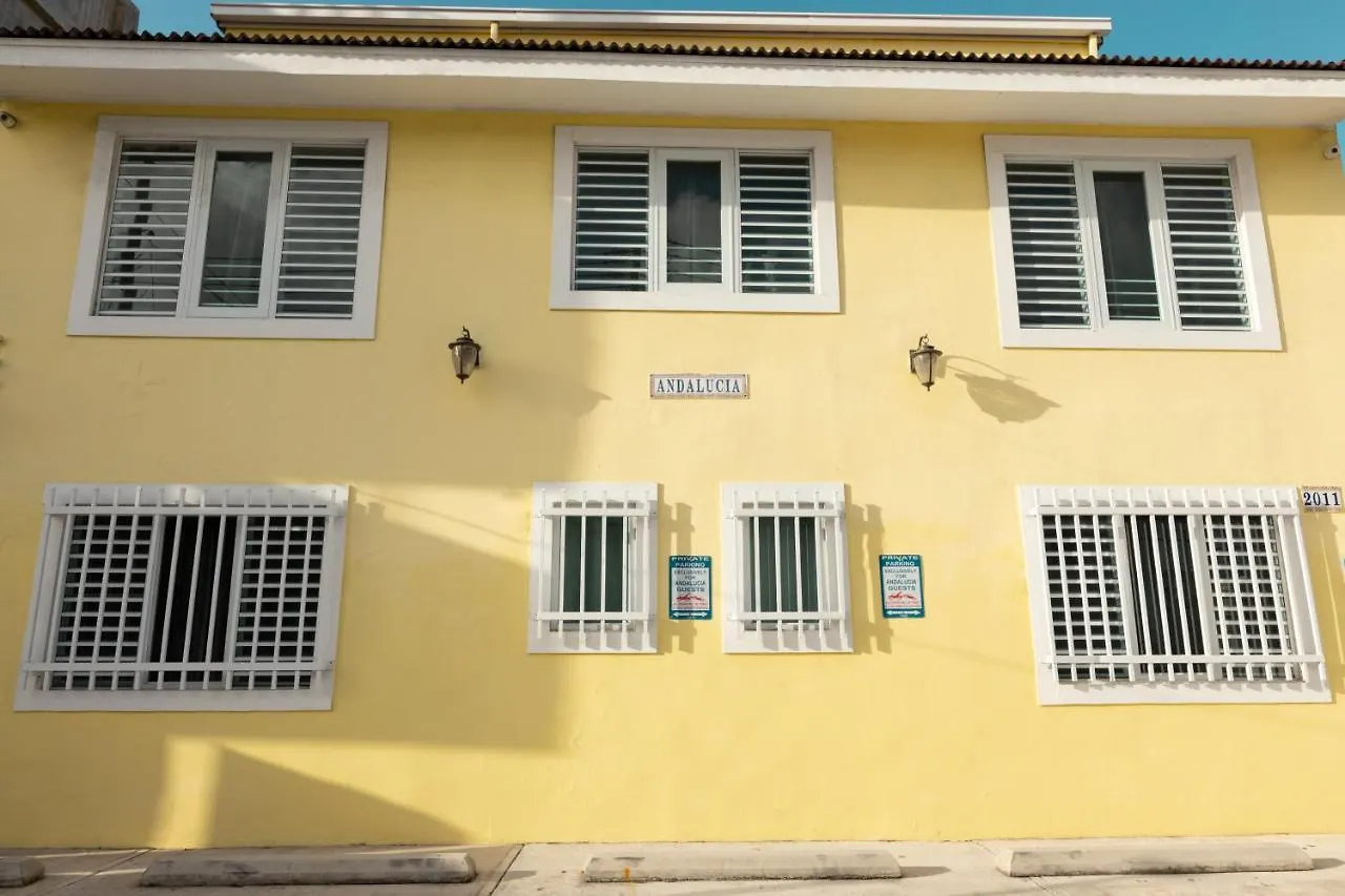 Andalucia Guest House 圣胡安